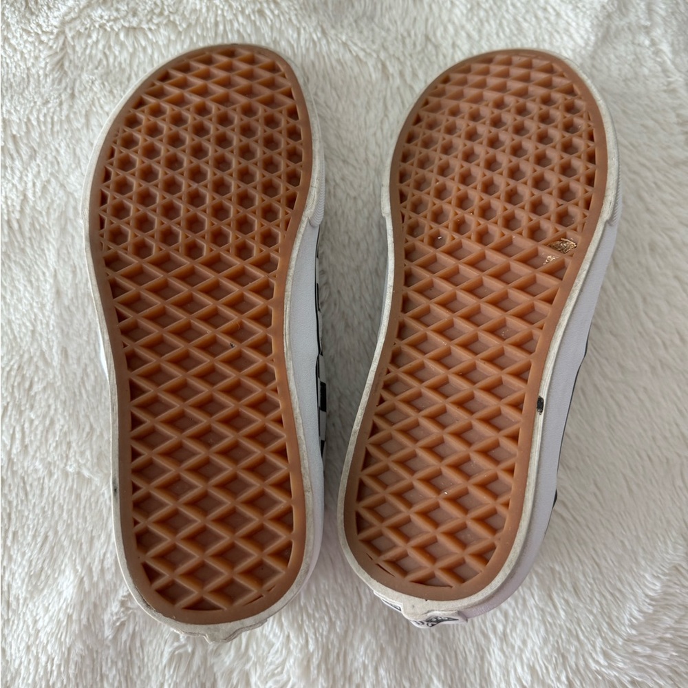 Vans original canvas lace up low-top checkered black and white sneakers - Picture 9 of 11